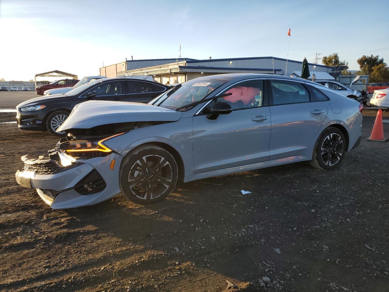 2023 KIA K5 GT LINE
