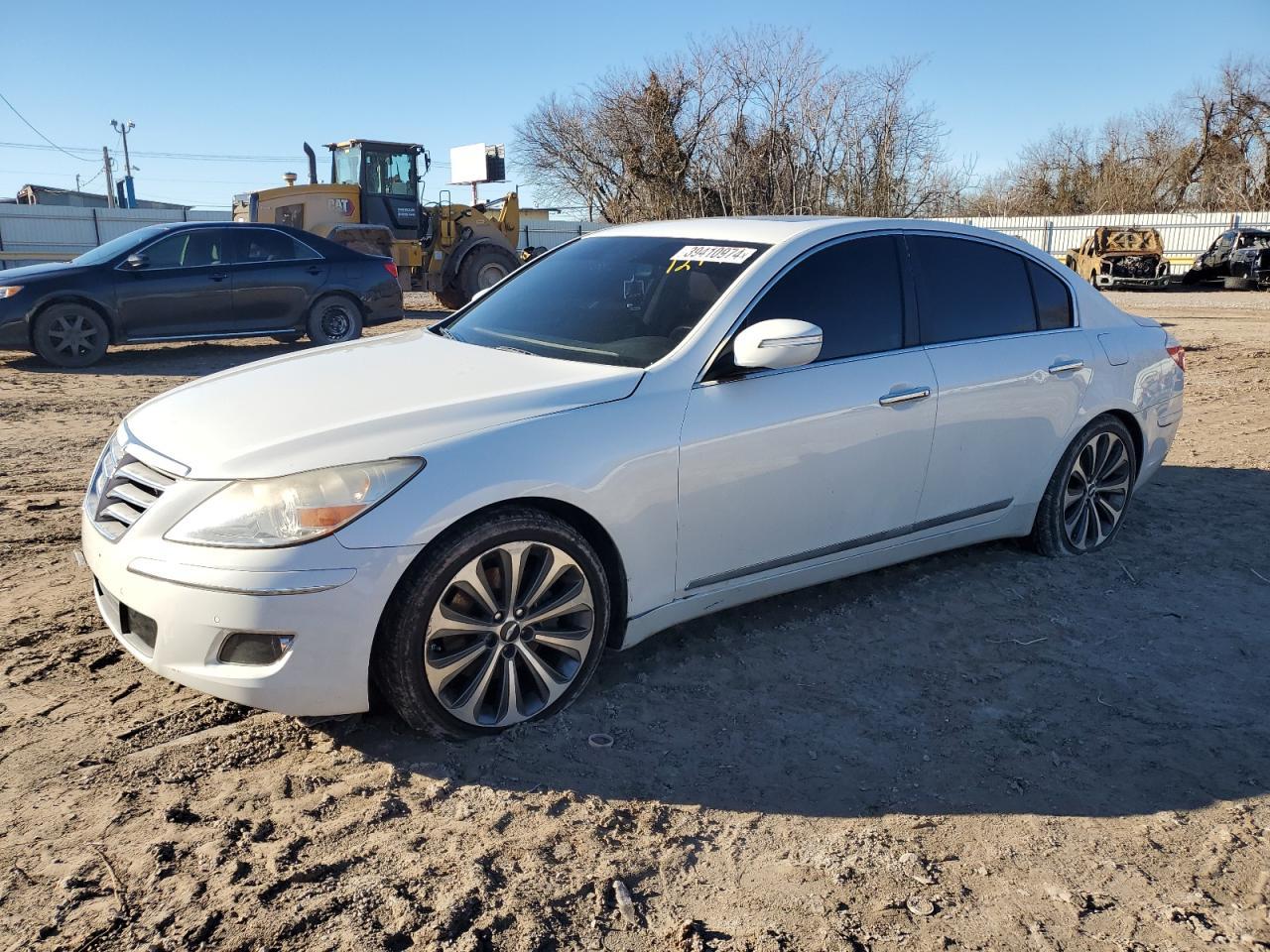 2011 HYUNDAI GENESIS 4. car image