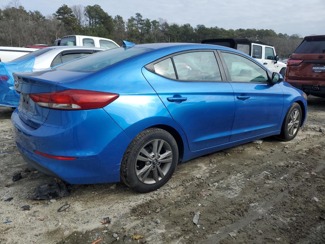 2017 HYUNDAI ELANTRA SE - Фото 3