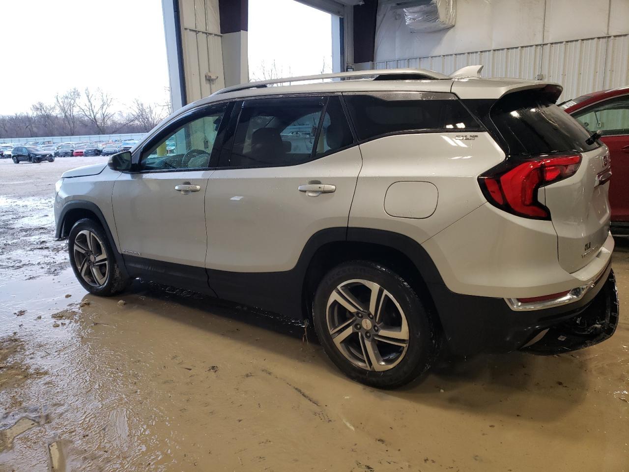 2019 GMC TERRAIN SL - Фото 2