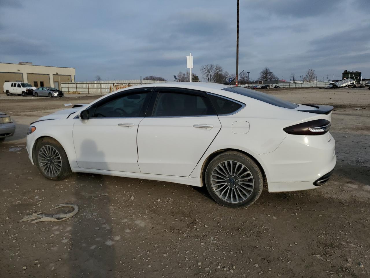 2017 FORD FUSION SE - Image 2