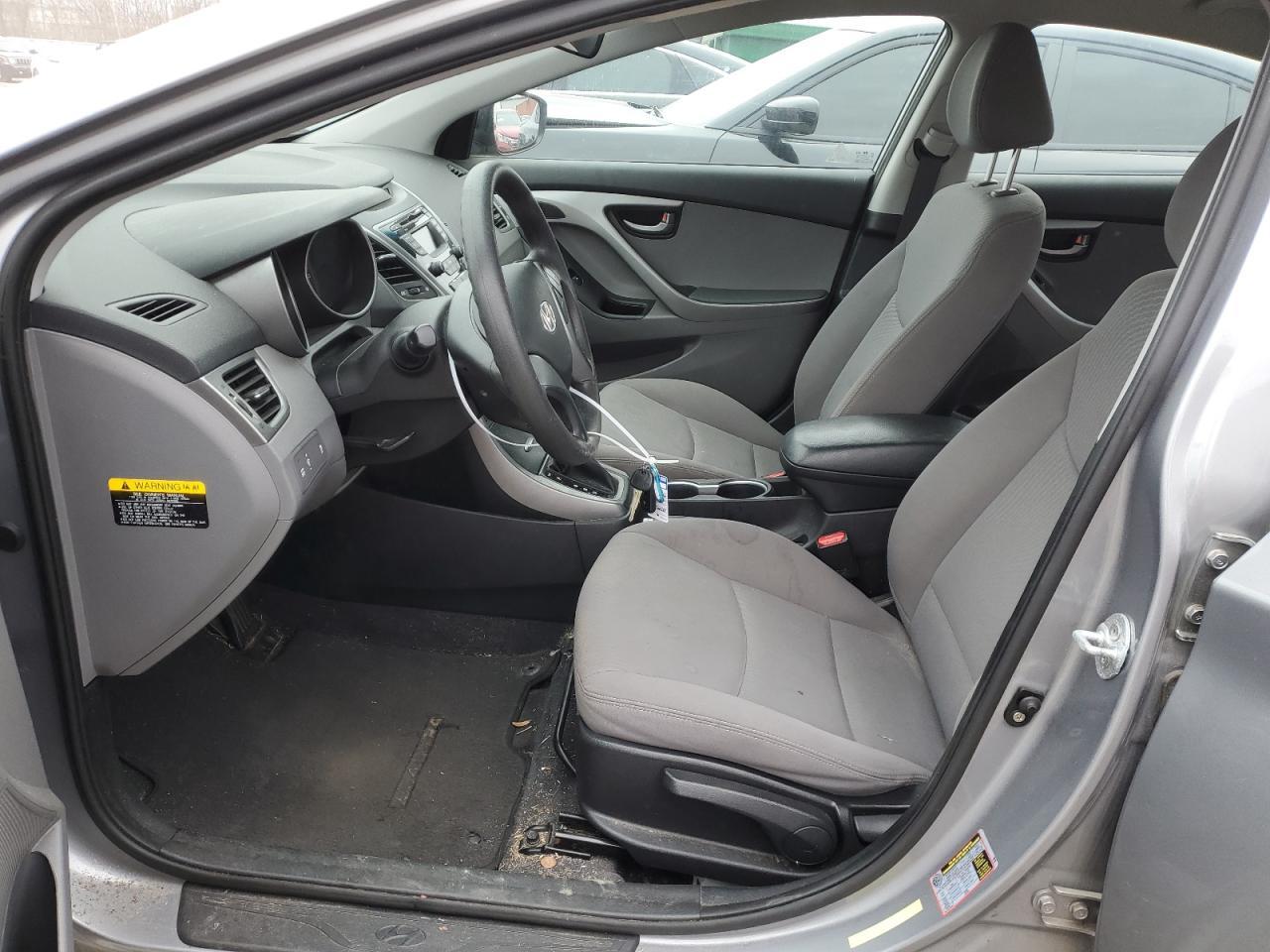 2015 HYUNDAI ELANTRA SE - Фото 7