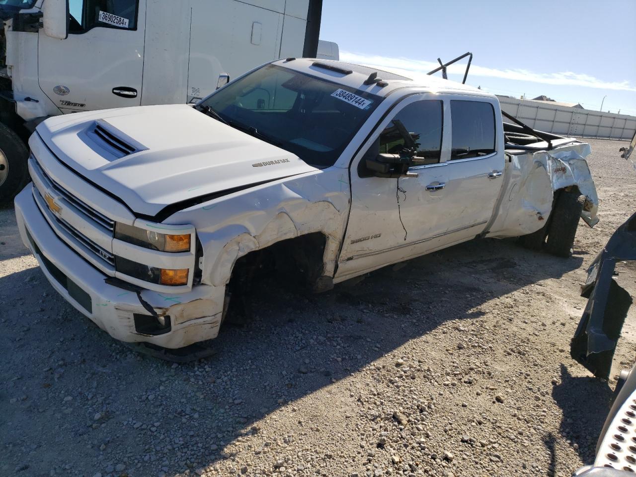 2018 CHEVROLET SLVRD 3500 car image