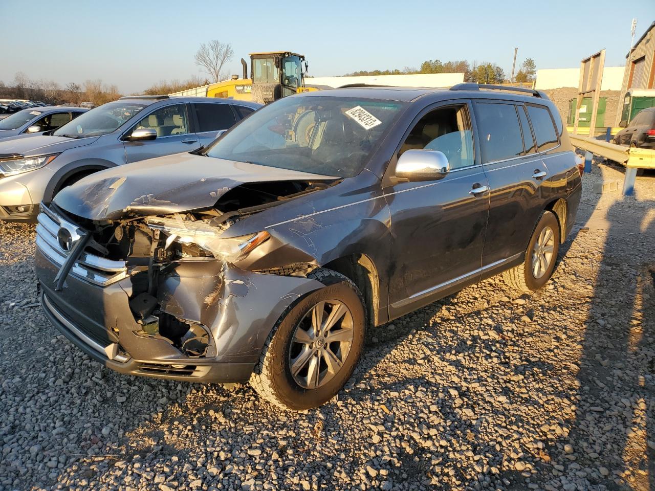 2013 TOYOTA HIGHLANDER car image