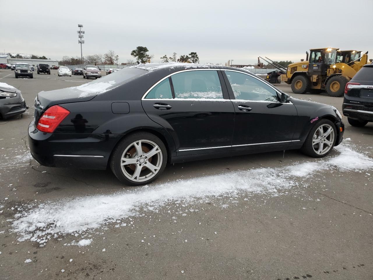 2013 MERCEDES-BENZ S 550 4MAT - Image 3