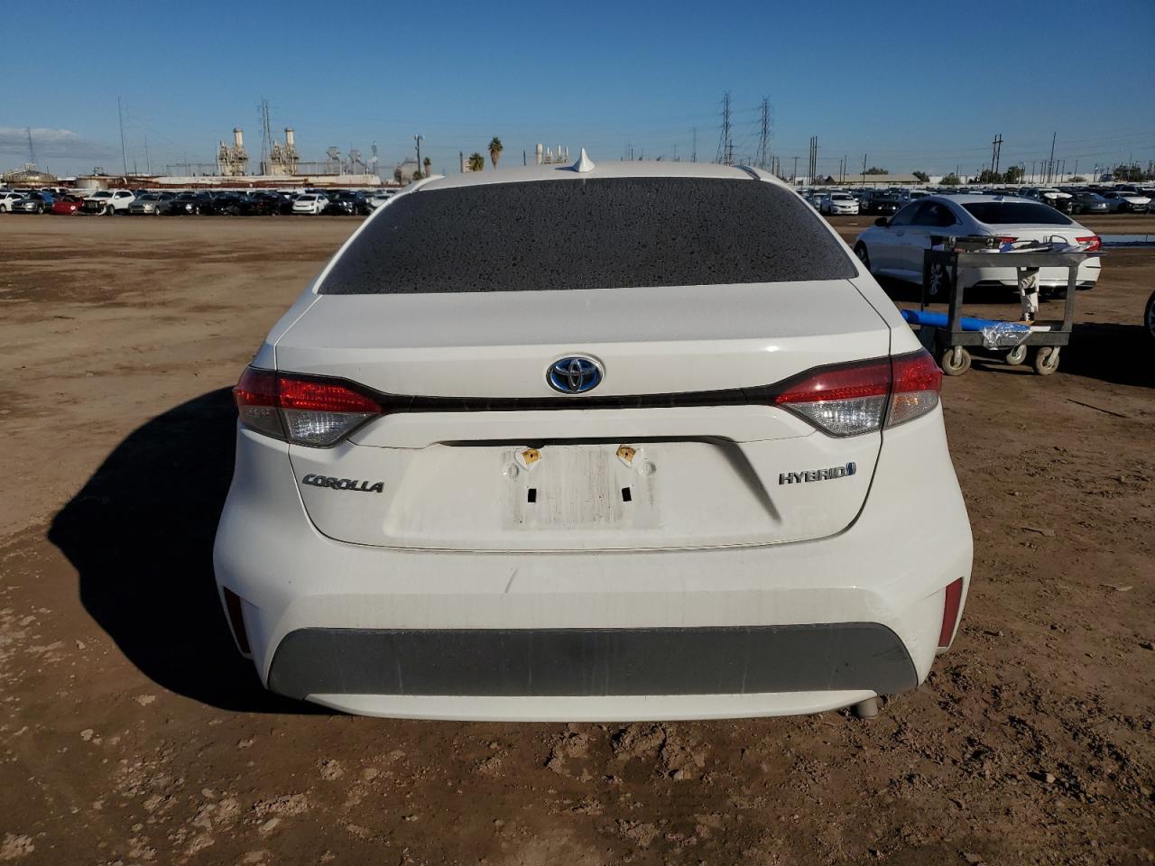 2021 TOYOTA COROLLA LE - Фото 6