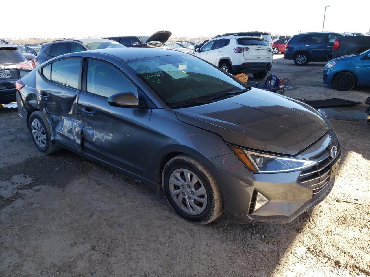 2019 HYUNDAI ELANTRA SE - Фото 4