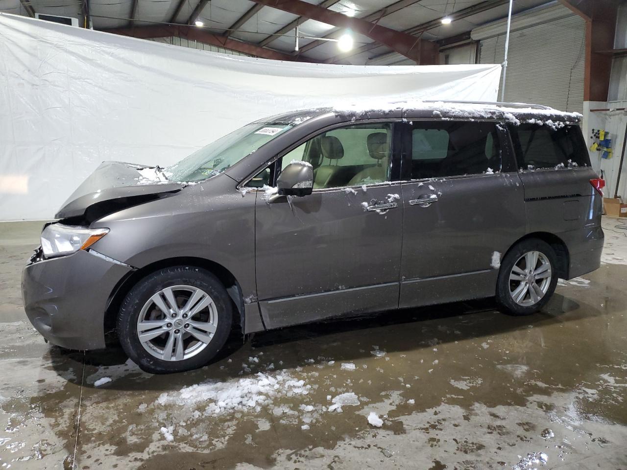 2014 NISSAN QUEST S