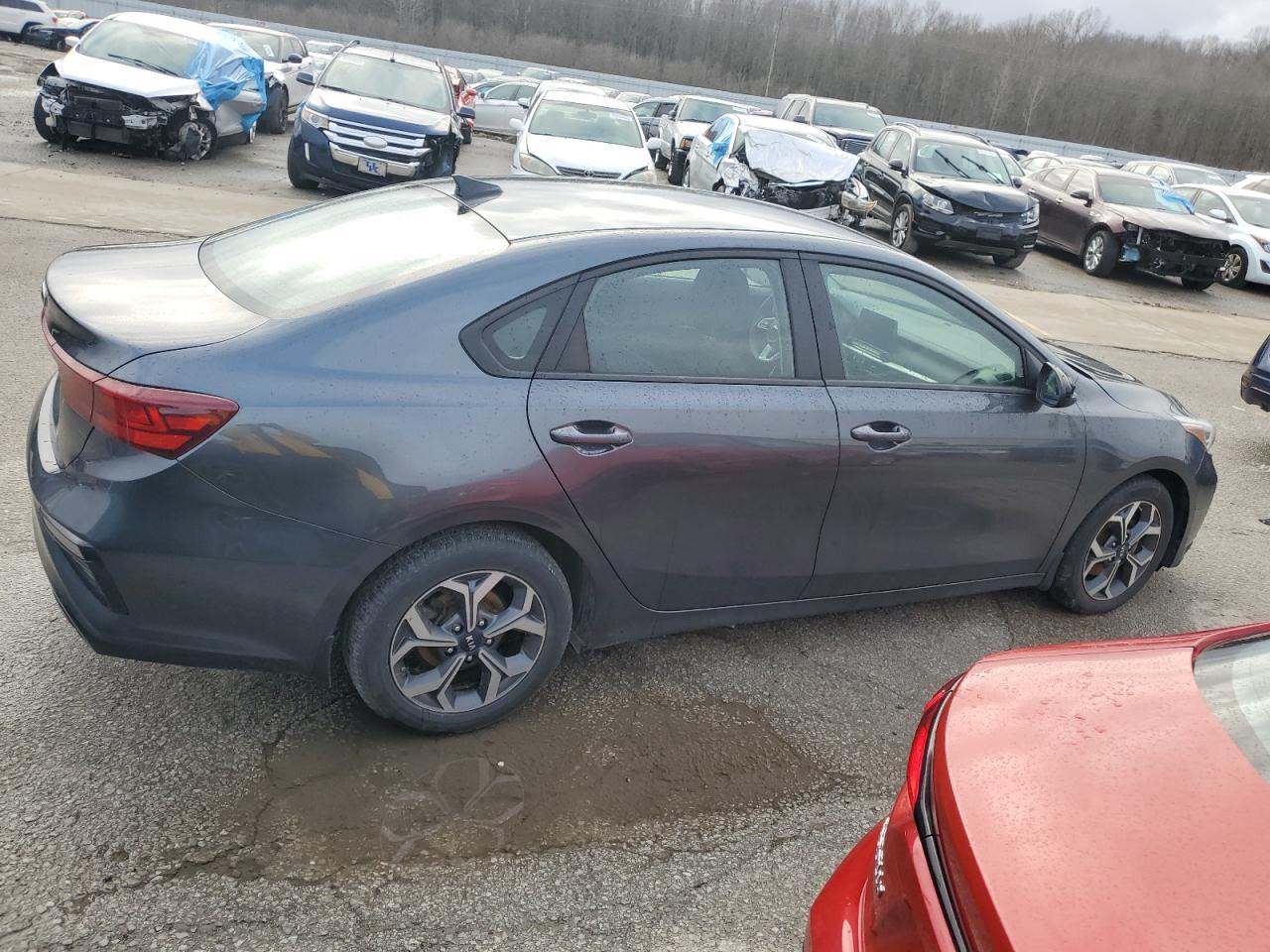 2020 KIA FORTE FE - Фото 3