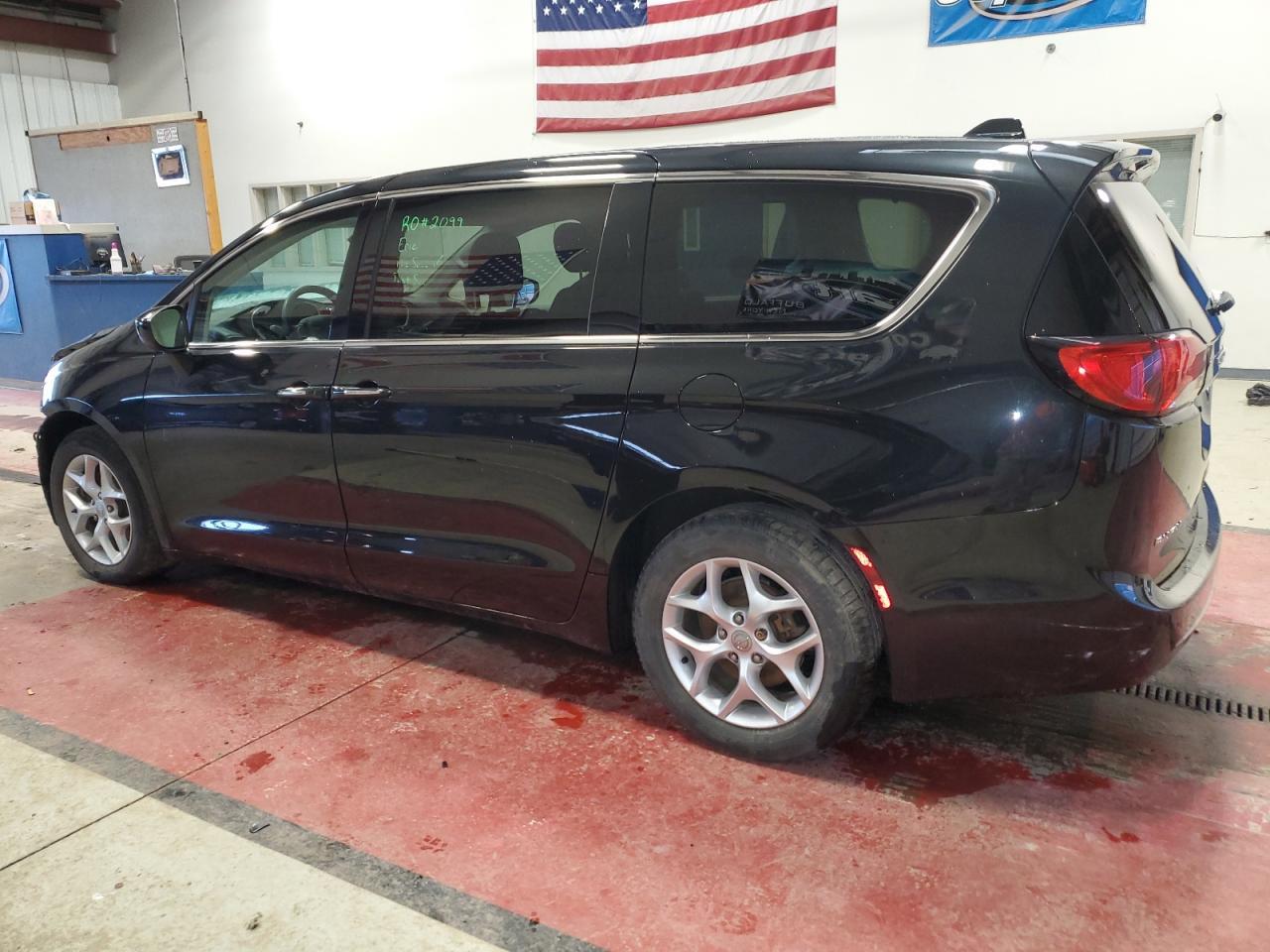 2017 CHRYSLER PACIFICA T - Фото 2