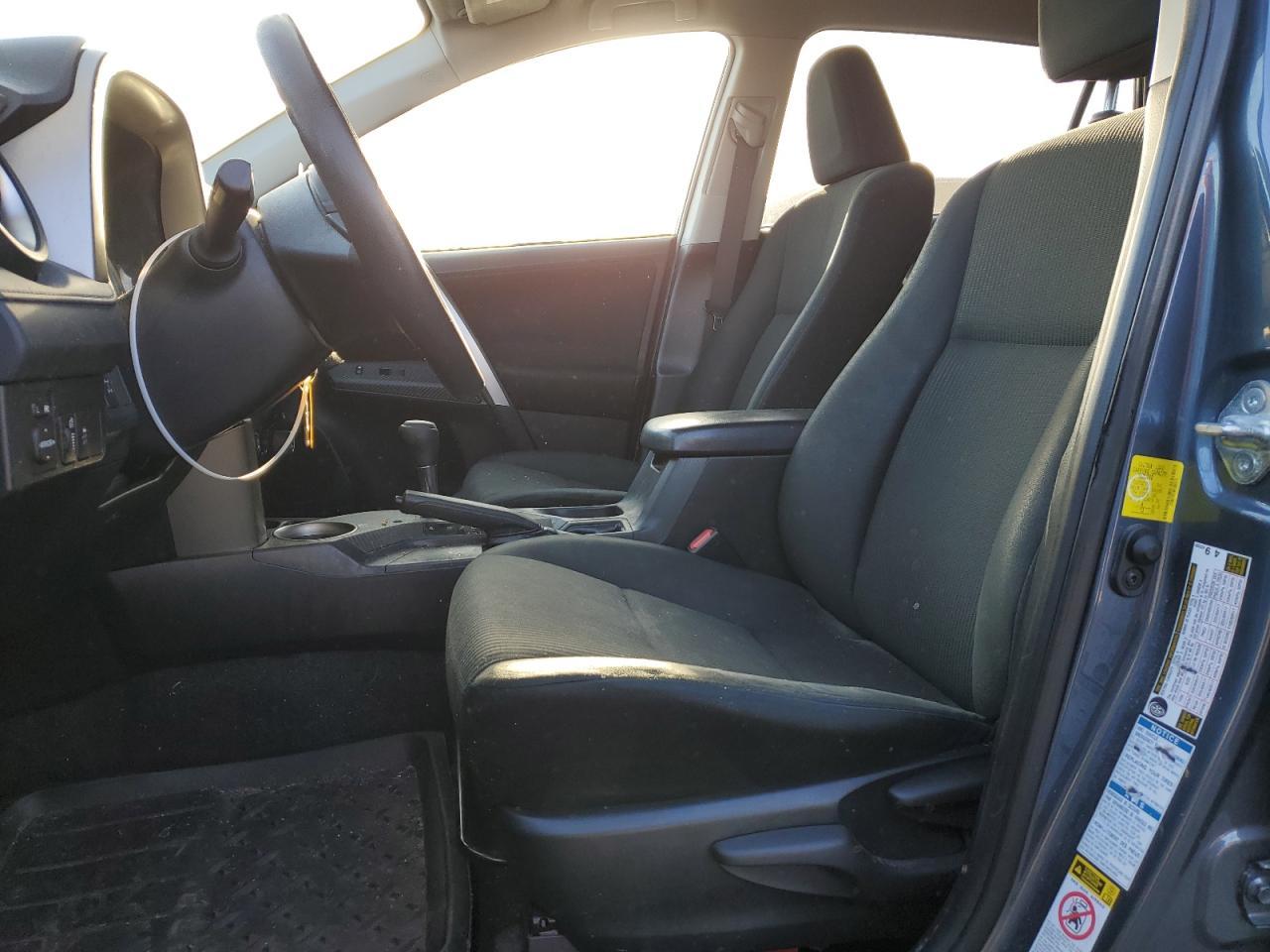 2014 TOYOTA RAV4 LE - Фото 7
