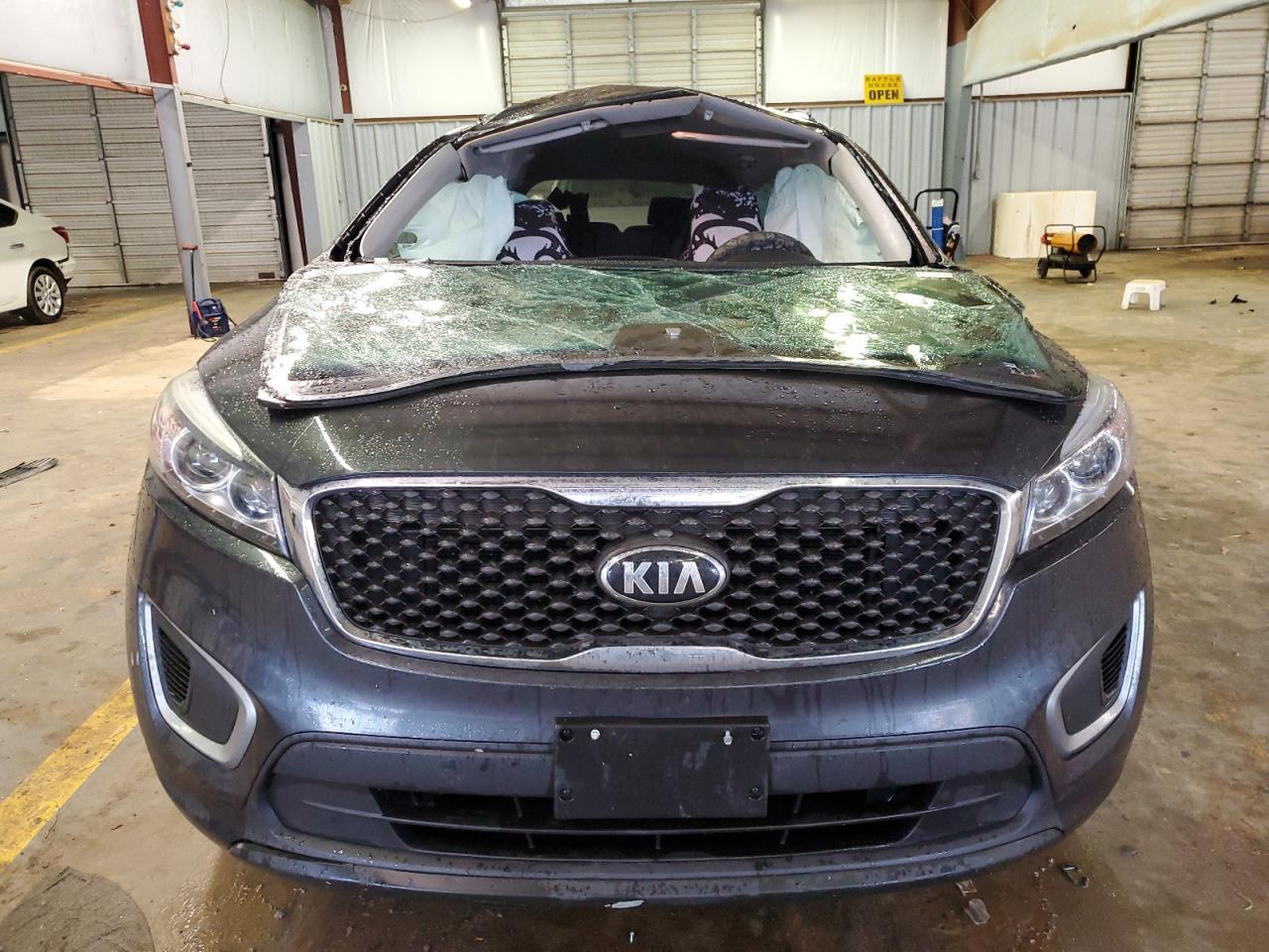 2017 KIA SORENTO LX - Фото 5
