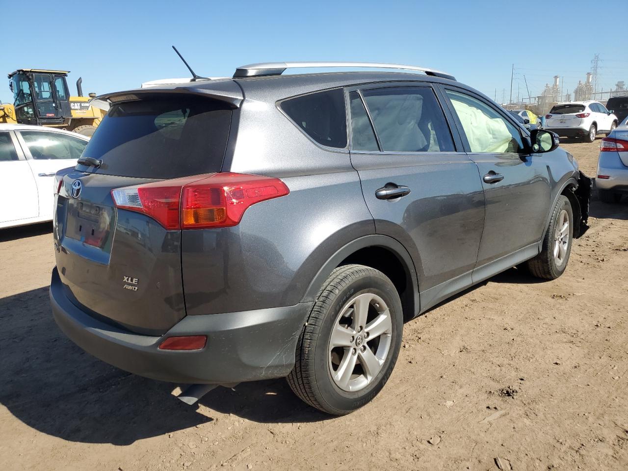 2015 TOYOTA RAV4 XLE - Image 3
