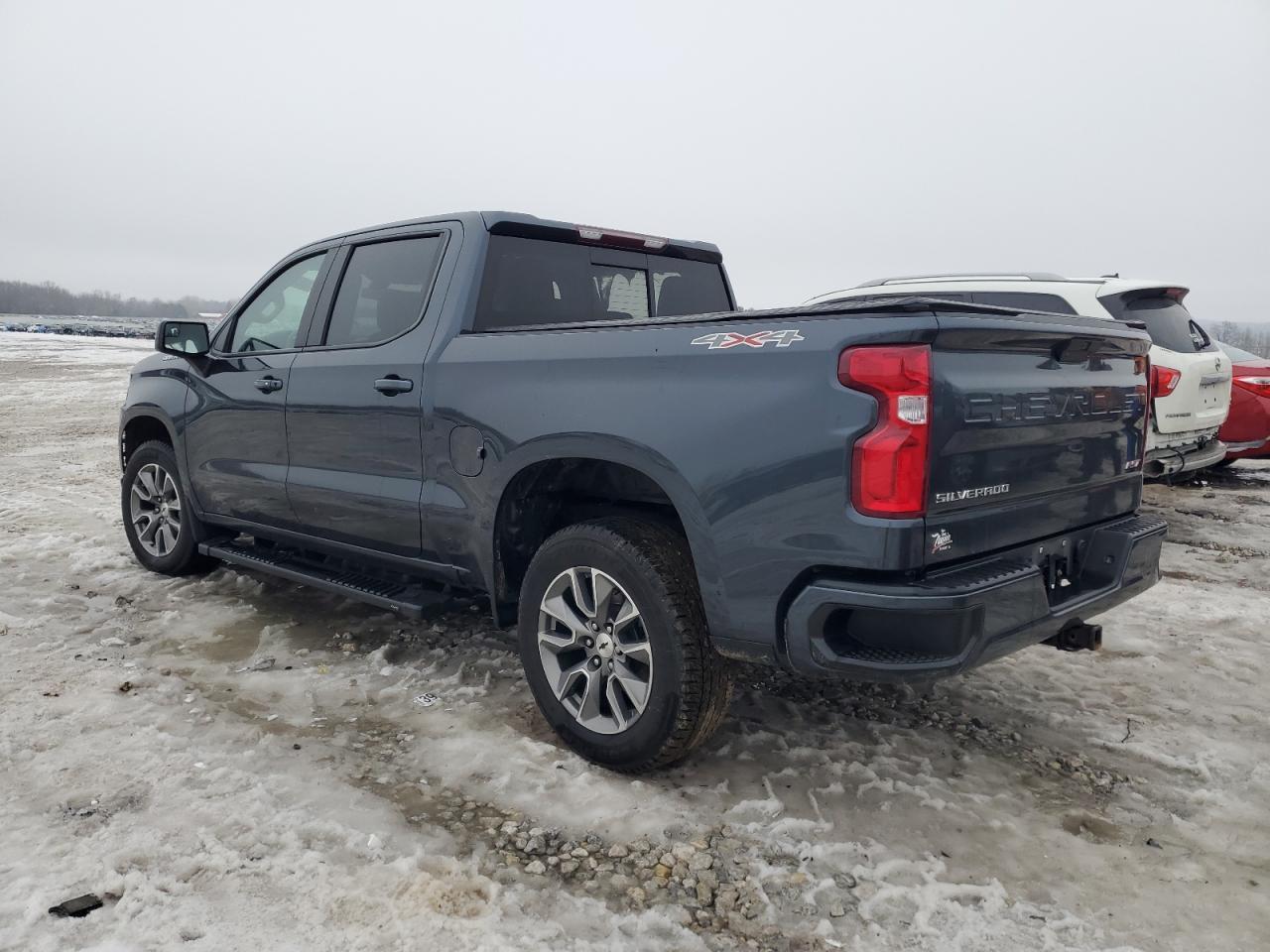 2021 CHEVROLET SILVERADO - Фото 2