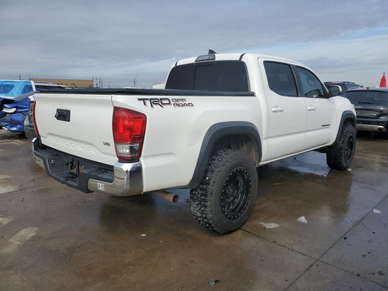 2017 TOYOTA TACOMA DOU - Image 3