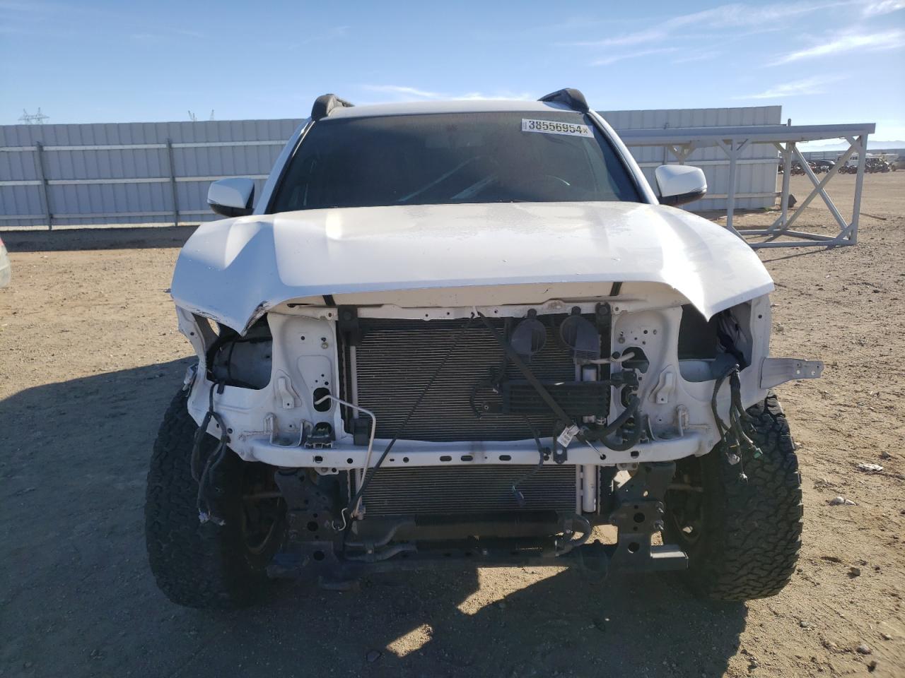 2017 TOYOTA TACOMA DOU - Фото 5