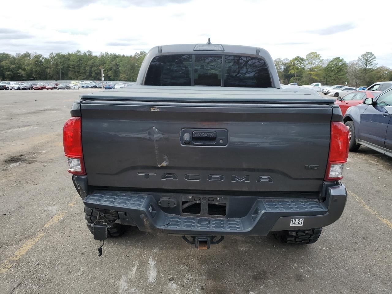 2016 TOYOTA TACOMA DOU - Фото 6