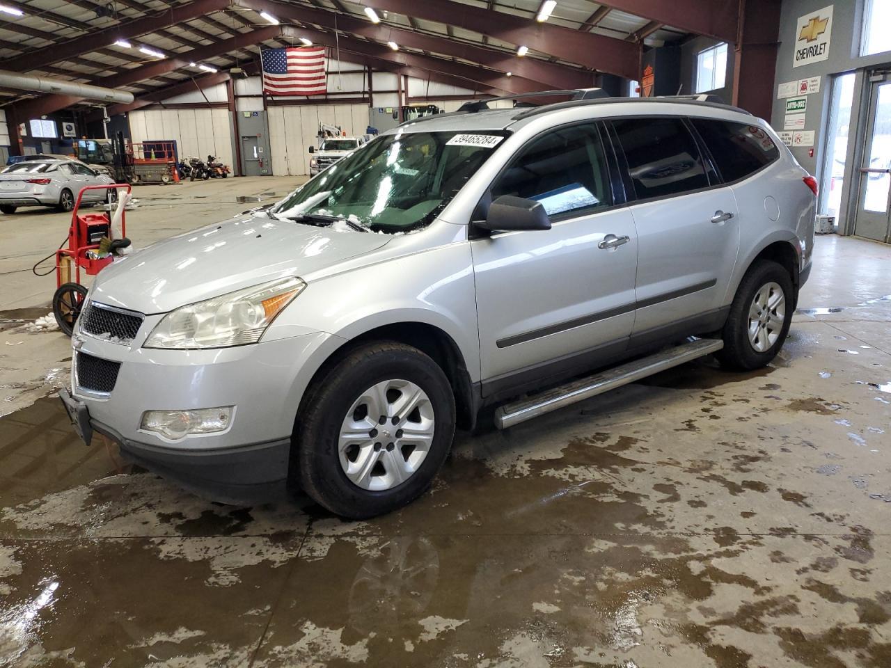 2011 CHEVROLET TRAVERSE L