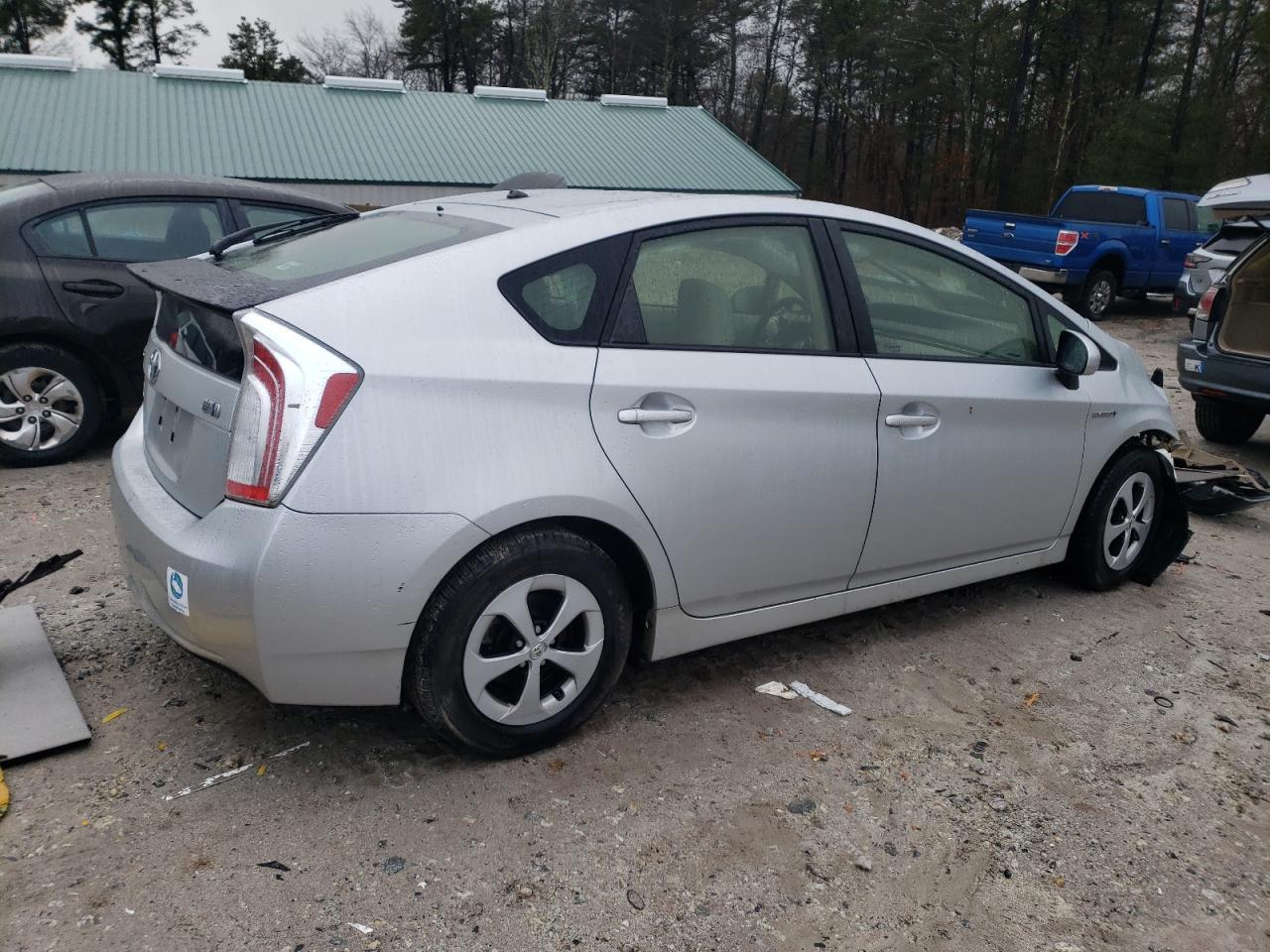 2015 TOYOTA PRIUS - Фото 3