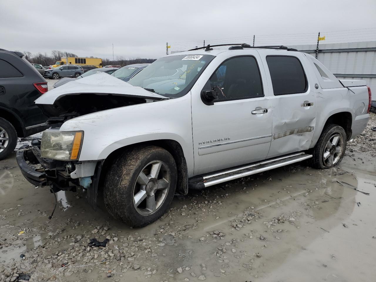 2013 CHEVROLET AVALANCHE