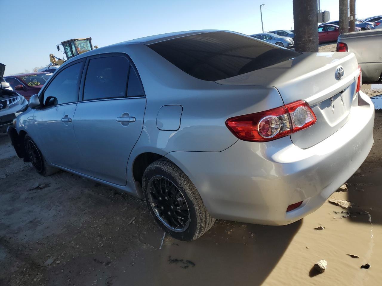 2013 TOYOTA COROLLA BA - Image 2