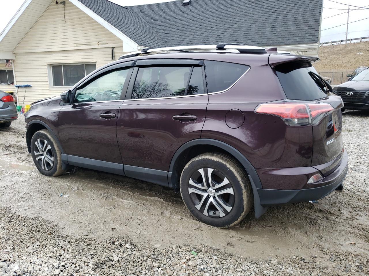 2018 TOYOTA RAV4 LE - Image 2