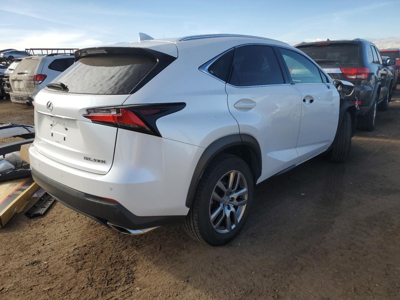 2016 LEXUS NX 200T BA - Фото 3