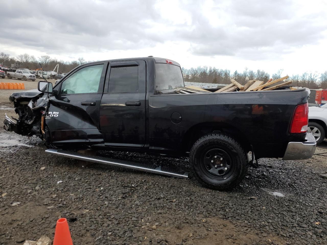 2019 RAM 1500 CLASS - Image 2