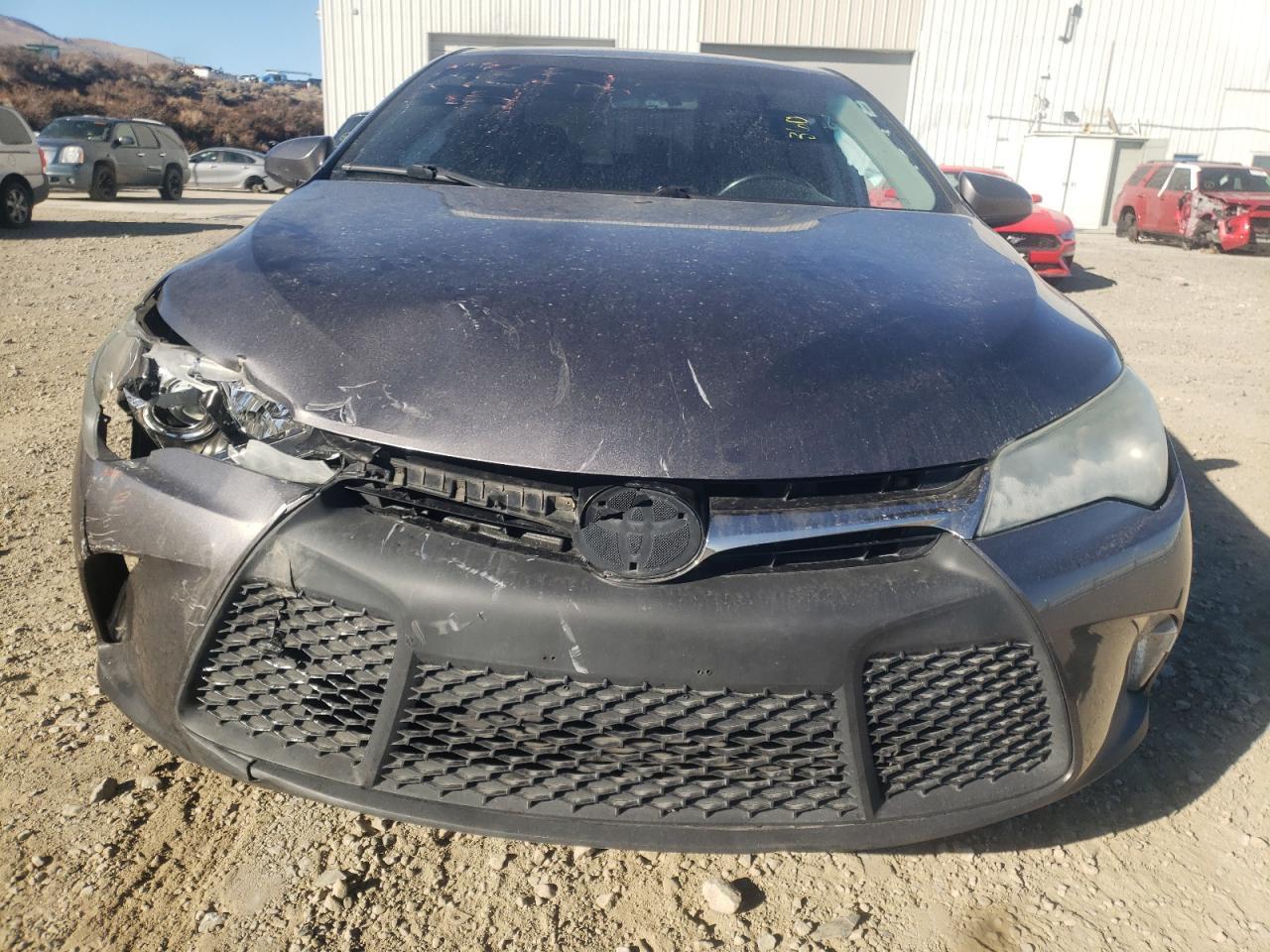 2016 TOYOTA CAMRY LE - Фото 5