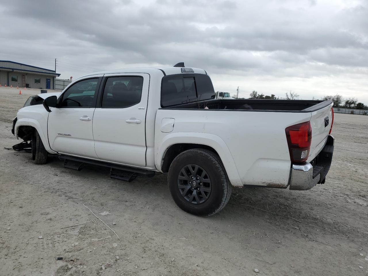 2023 TOYOTA TACOMA DOU - Фото 2
