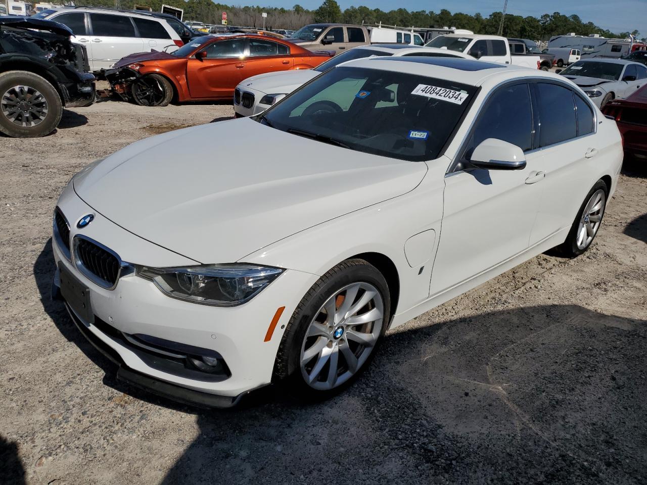 2017 BMW 330E car image