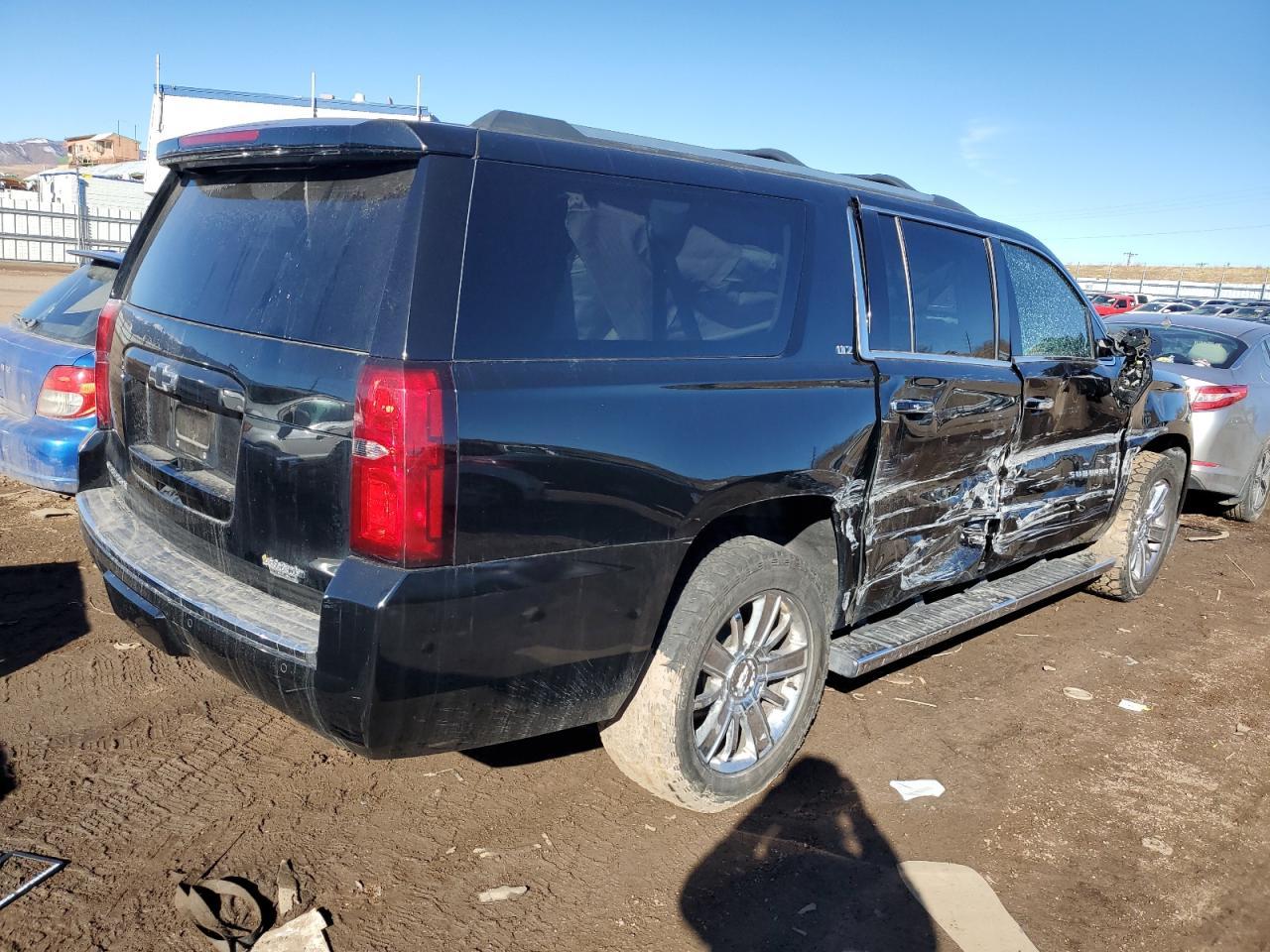 2016 CHEVROLET SUBURBAN K - Фото 3