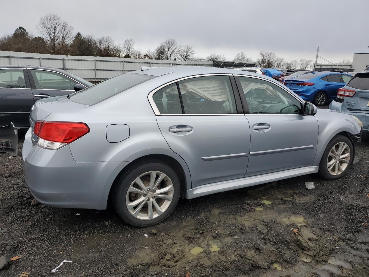 2014 SUBARU LEGACY 2.5 - Image 3