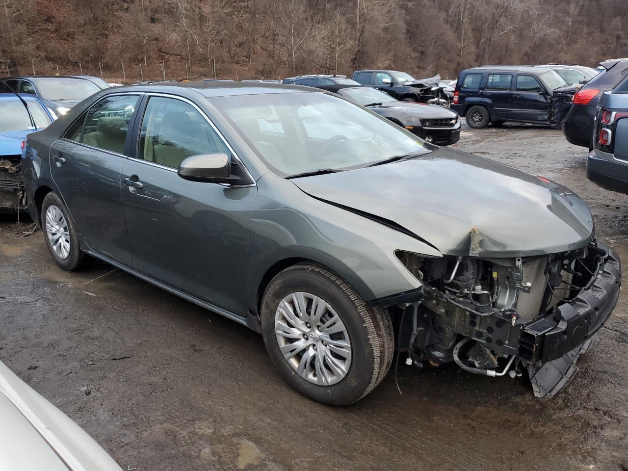 2014 TOYOTA CAMRY L - Image 4