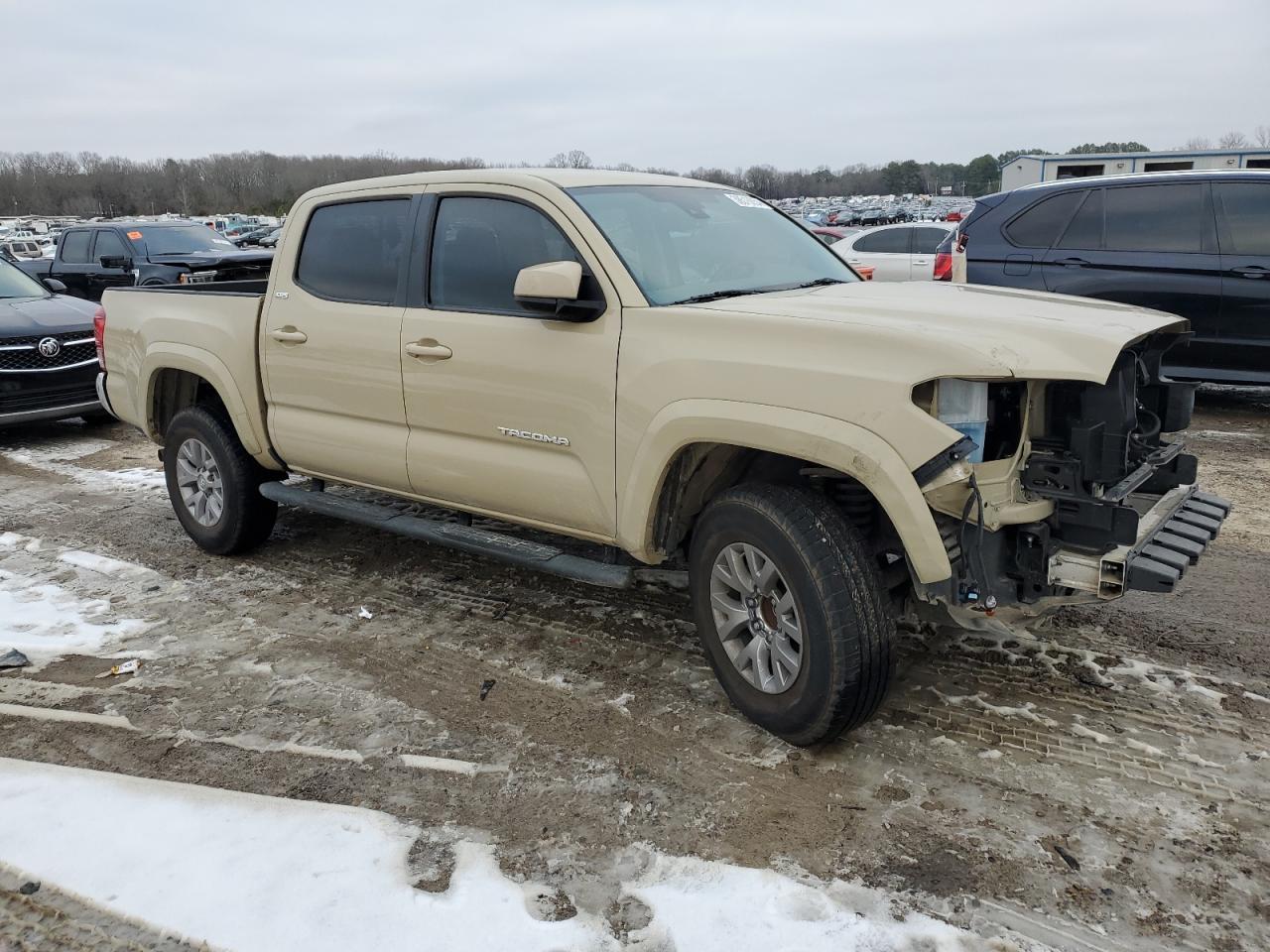 2018 TOYOTA TACOMA DOU - Фото 4