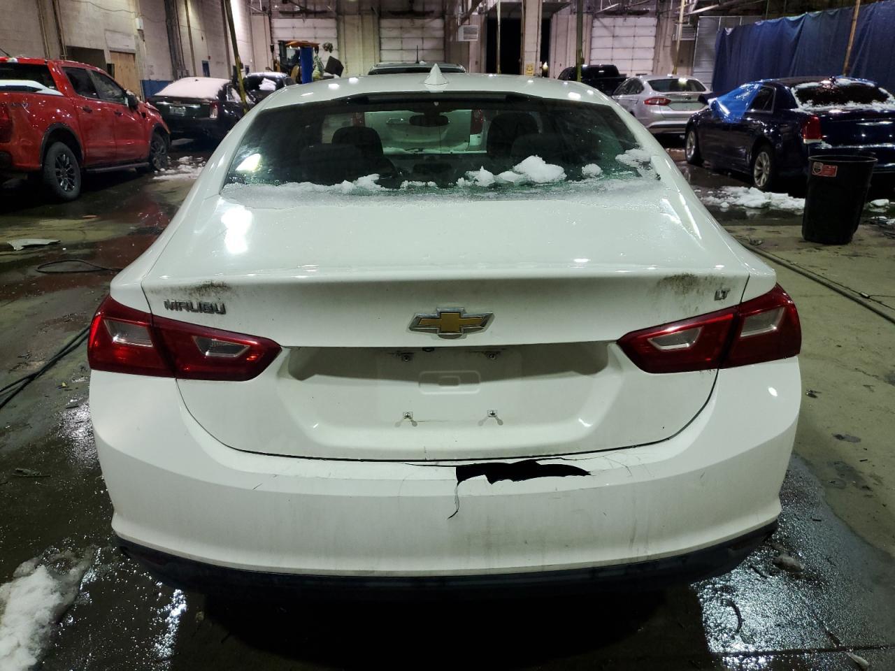 2017 CHEVROLET MALIBU LT - Image 6