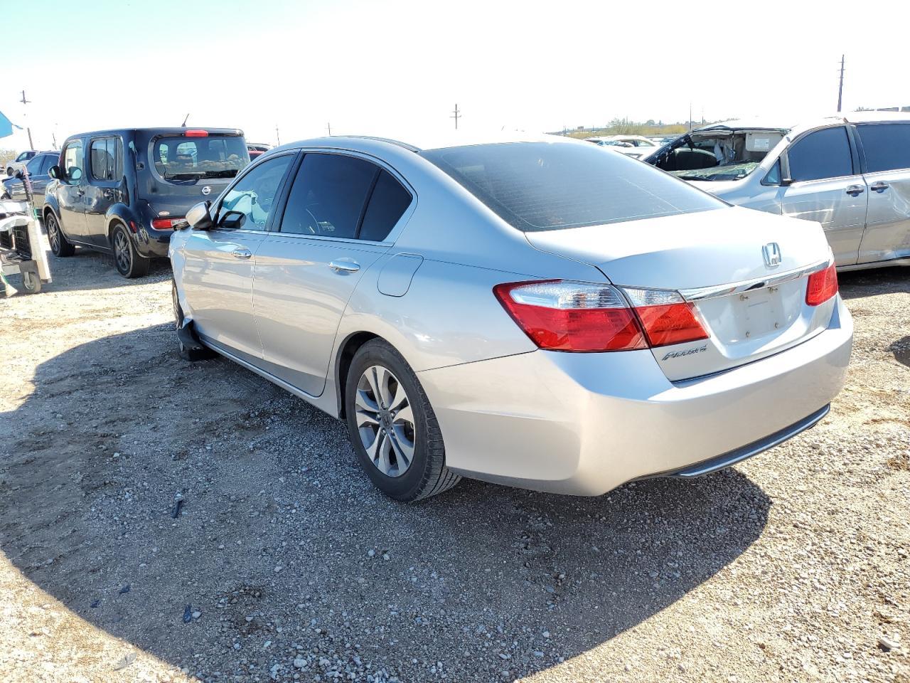 2014 HONDA ACCORD LX - Фото 2