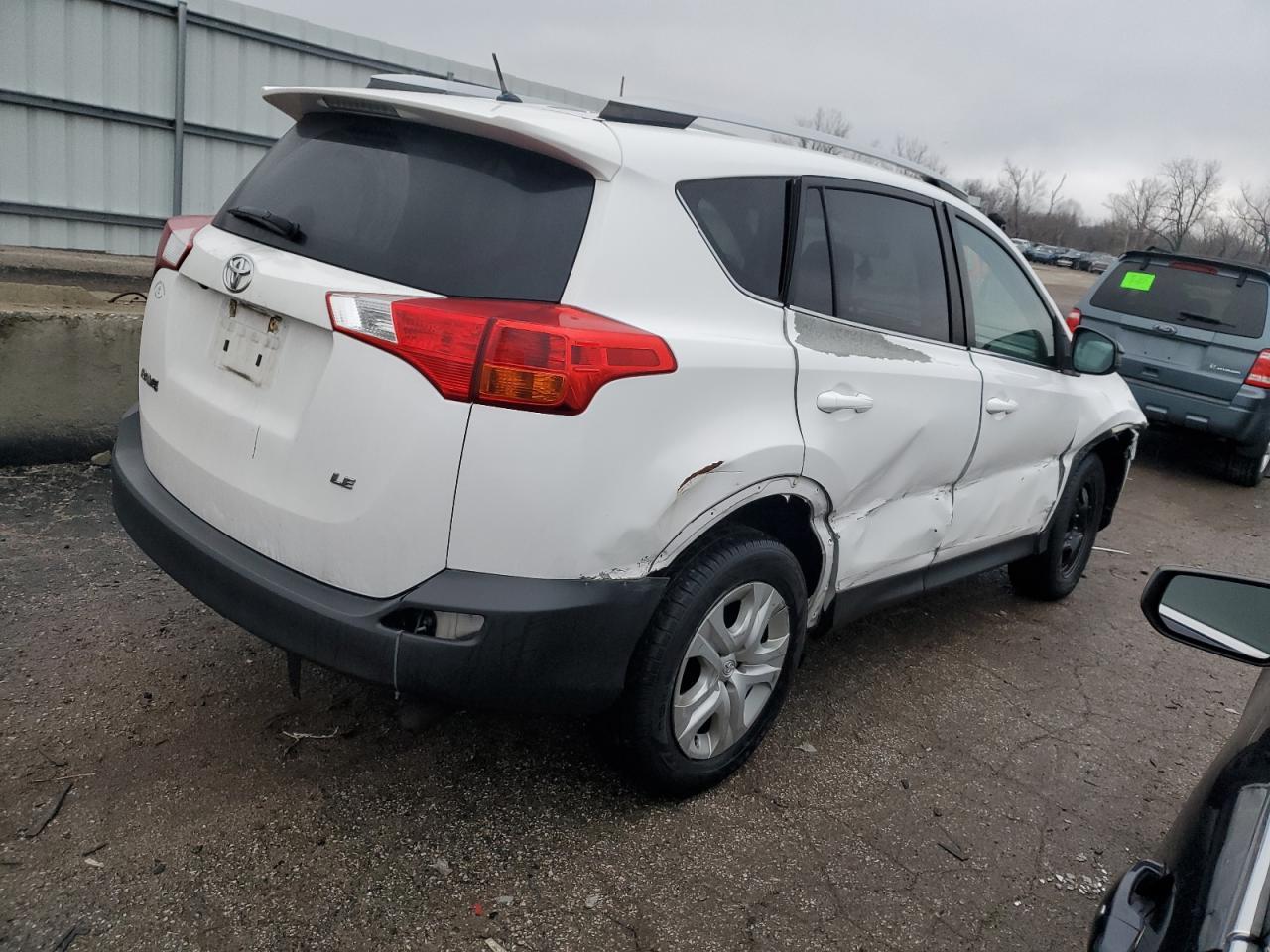 2014 TOYOTA RAV4 LE - Image 3