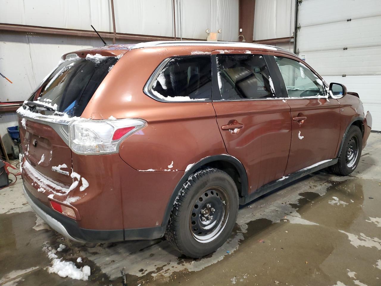 2015 MITSUBISHI OUTLANDER - Фото 3
