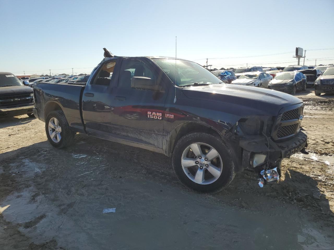 2014 RAM 1500 ST - Image 4
