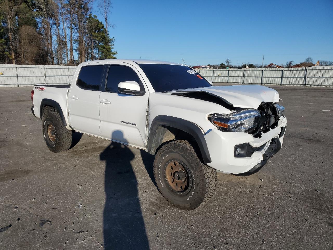 2019 TOYOTA TACOMA DOU - Image 4