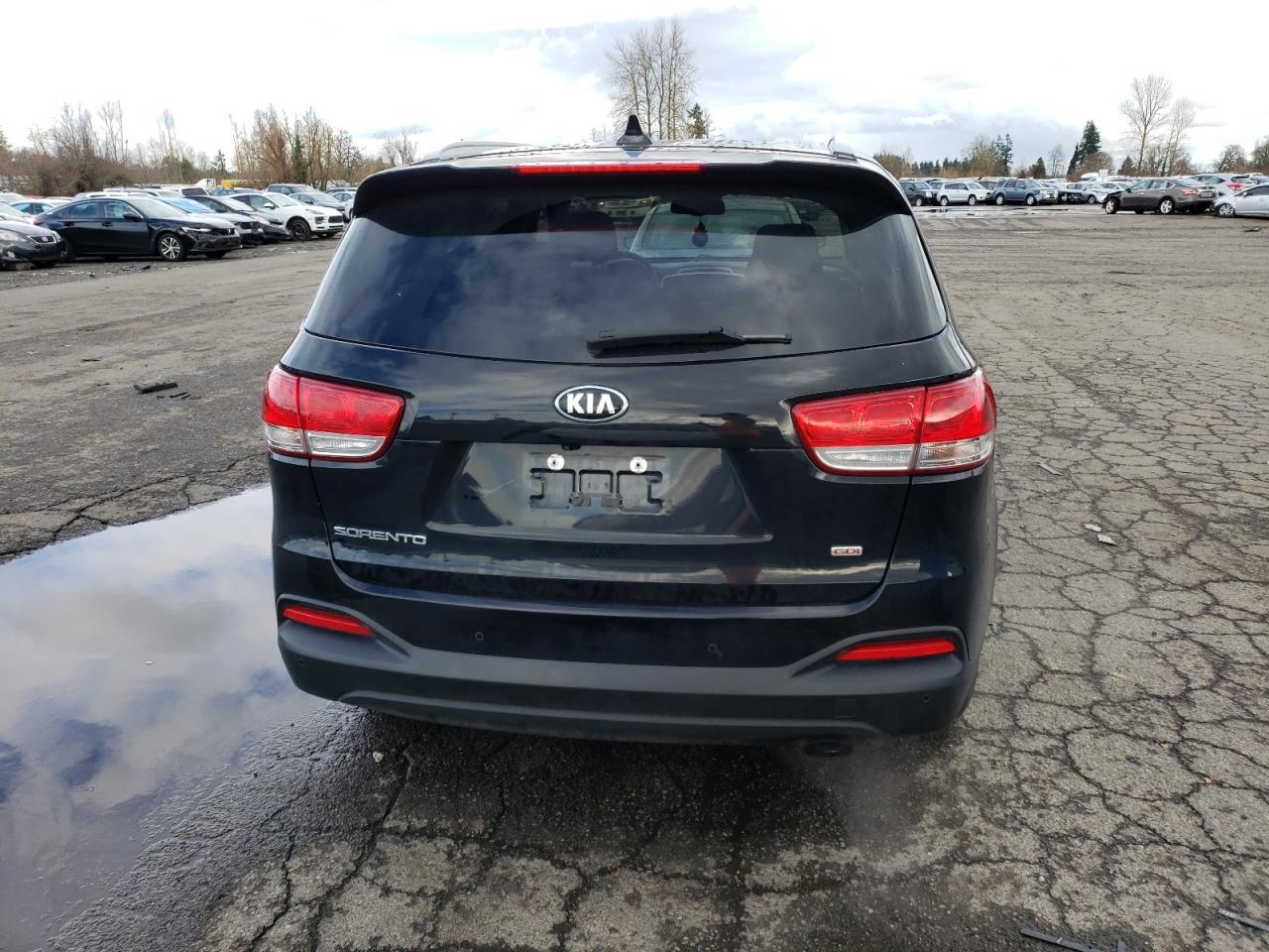 2017 KIA SORENTO LX - Image 6