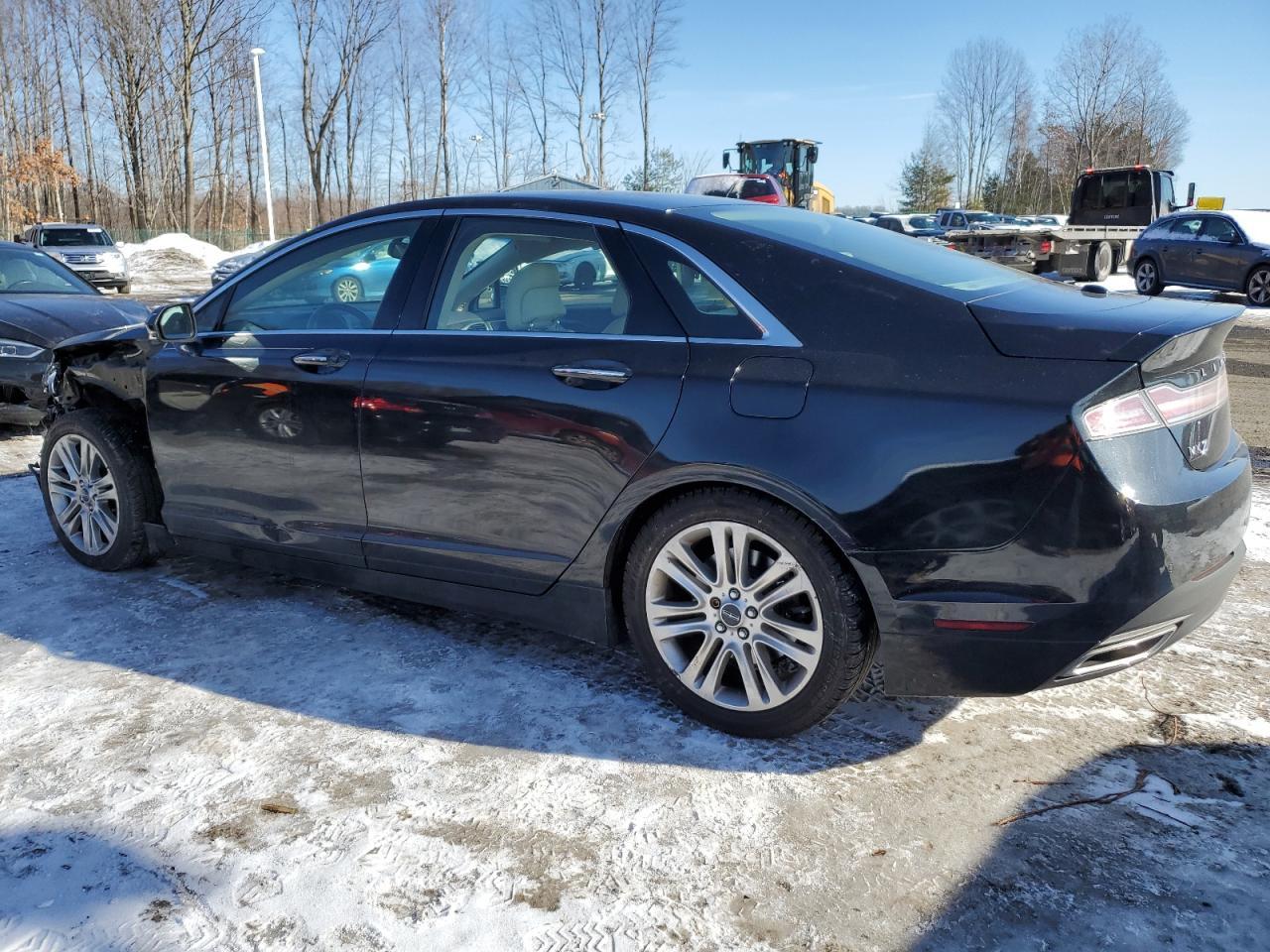 2014 LINCOLN MKZ - Image 2