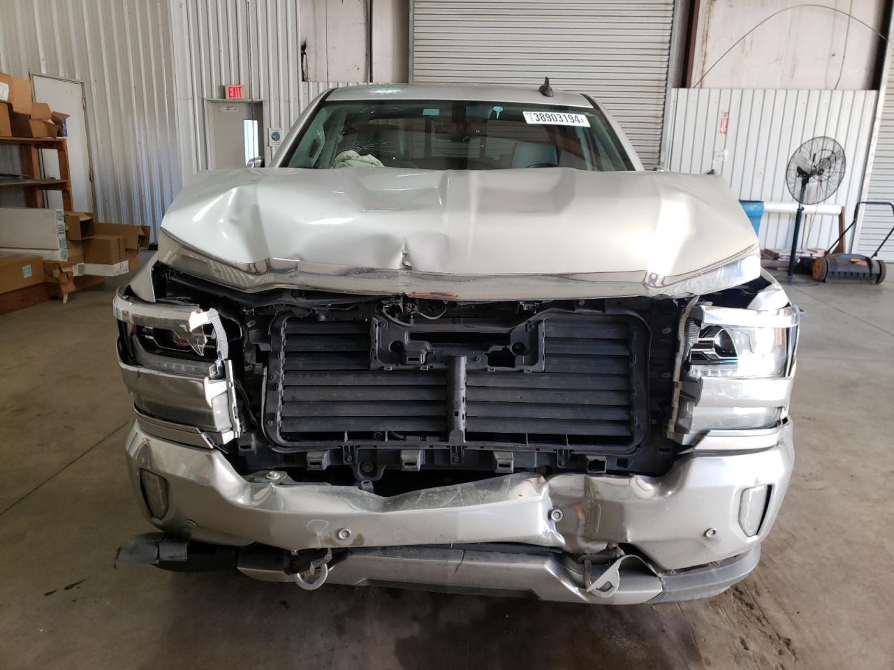 2018 CHEVROLET SILVERADO - Фото 5