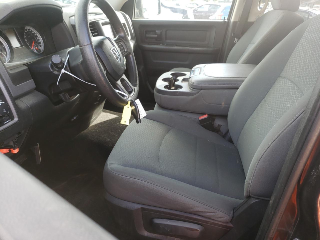 2015 RAM 1500 ST - Image 7