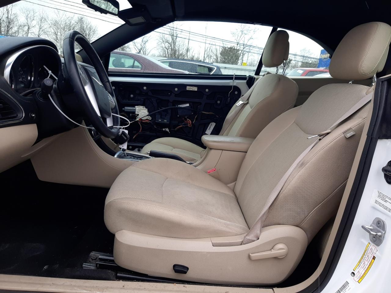 2012 CHRYSLER 200 TOURIN - Фото 7