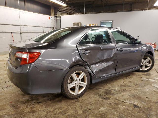 2014 Toyota Camry L - Фото 3