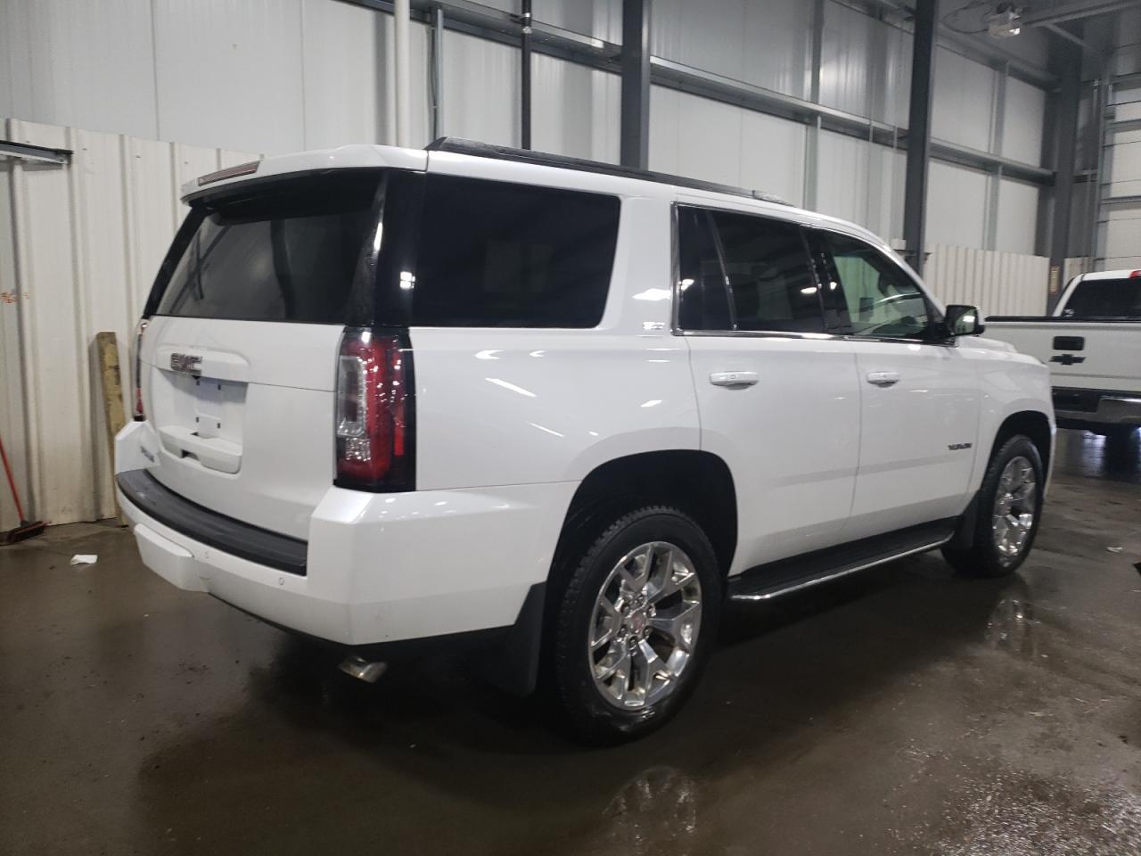 2016 GMC YUKON SLT - Image 3