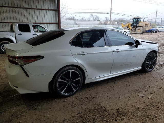 2018 Toyota Camry Xse - Фото 3
