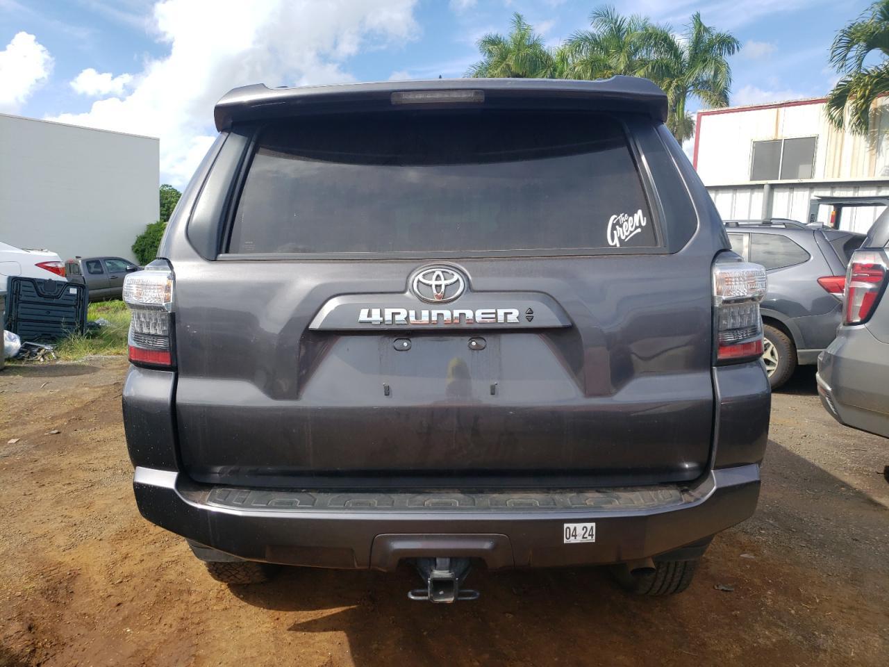 2022 TOYOTA 4RUNNER SR - Фото 6